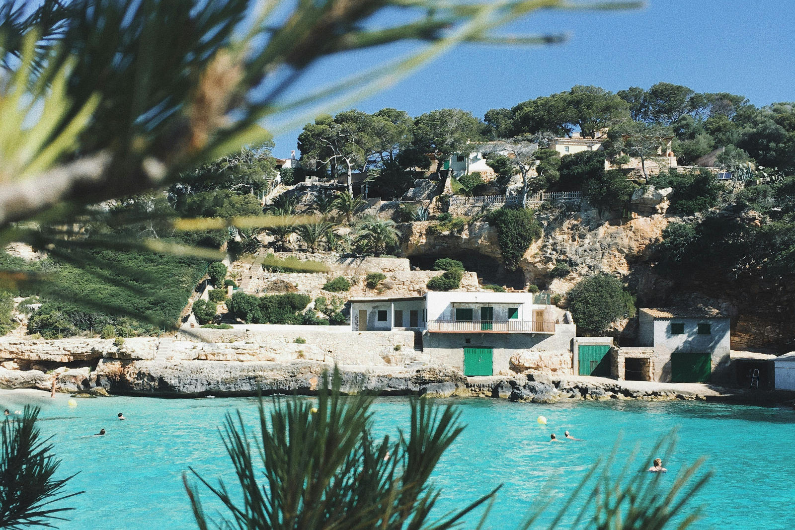 Mediterranes Lebensgefühl in einer Bucht auf Mallorca